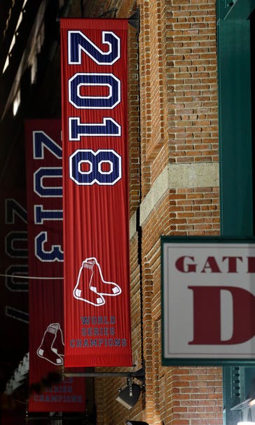 Duck boats ready in Boston for Red Sox victory parade